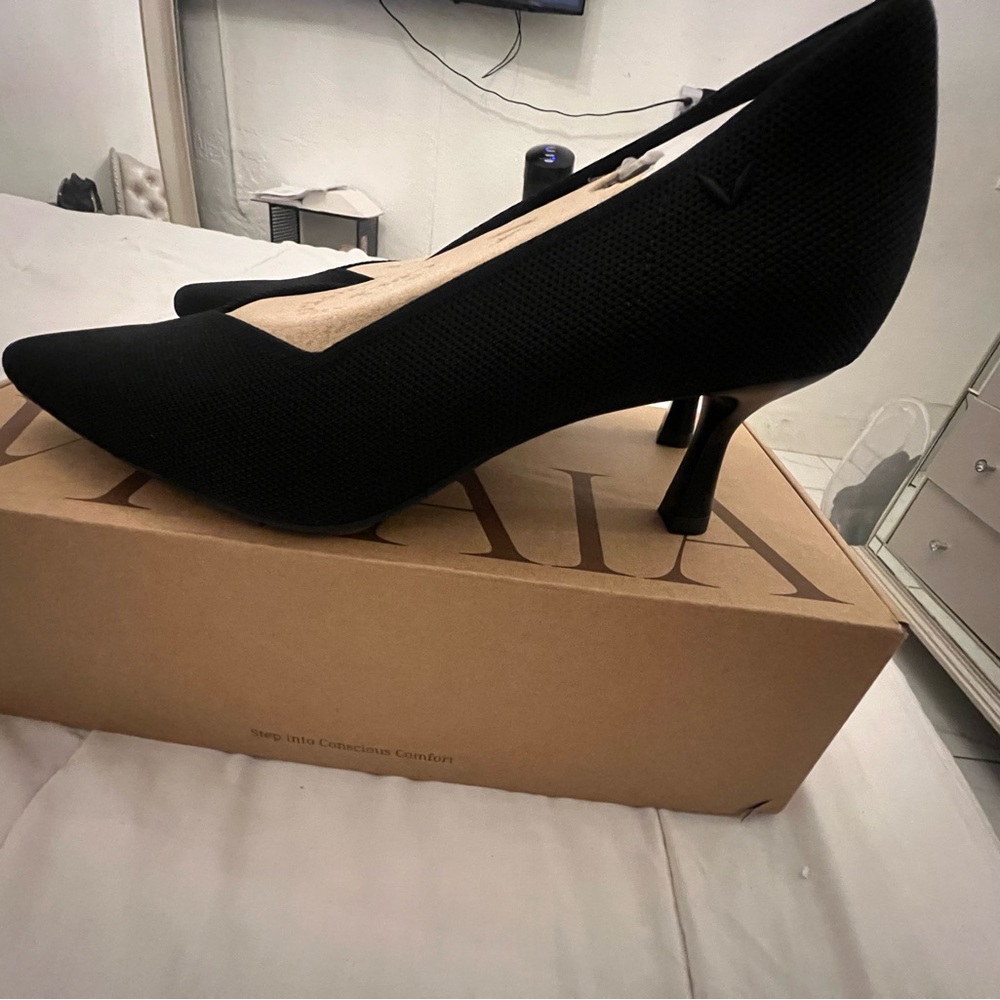 Stylish Black Women's Heels